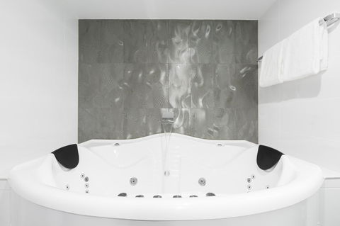 Avenue Hotel Canberra - ACT Tourism 19
