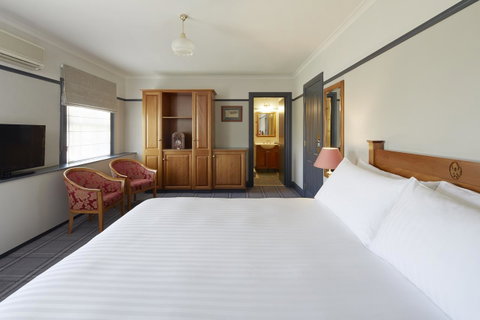 Brassey Hotel - Managed By Doma Hotels - ACT Tourism 6