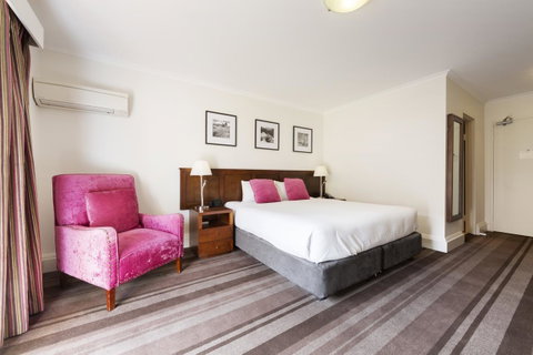 Mercure Canberra - ACT Tourism 11