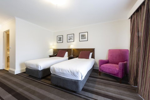 Mercure Canberra - ACT Tourism 8