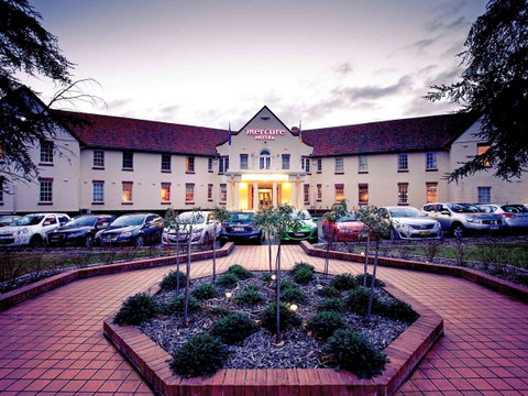 Mercure Canberra - ACT Tourism 0