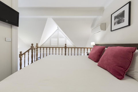 Mercure Canberra - ACT Tourism 15