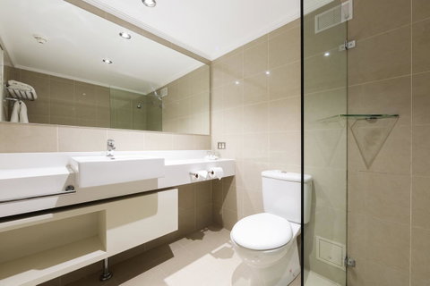 Mercure Canberra - ACT Tourism 13
