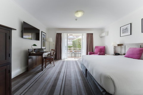 Mercure Canberra - ACT Tourism 4