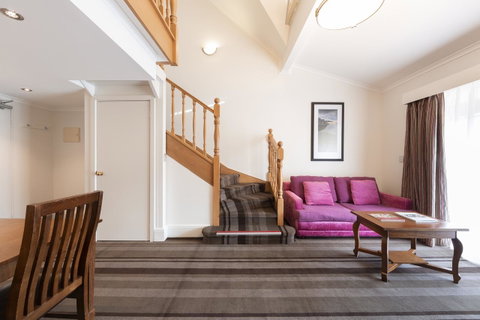 Mercure Canberra - ACT Tourism 6