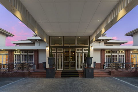 Hotel Kurrajong Canberra - ACT Tourism 22