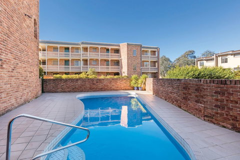 Adina Serviced Apartments Canberra Kingston - ACT Tourism 1