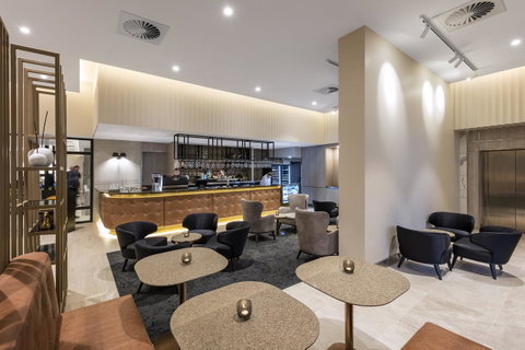 Deco Hotel Canberra - ACT Tourism 3