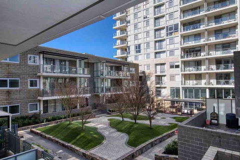 Spacious 1BR Stylish New Acton Apartment +Parking - ACT Tourism 14