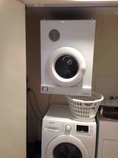 Spacious 1BR Stylish New Acton Apartment +Parking - ACT Tourism 24