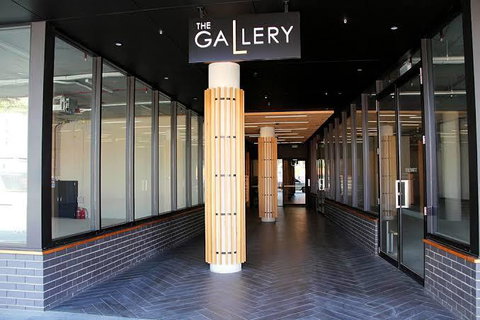 Stylish, Modern, Cute As A Button - Braddon CBD - ACT Tourism 3