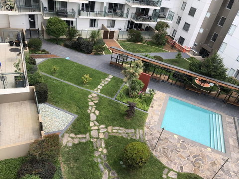 Staying Places - The Avenue - ACT Tourism 2