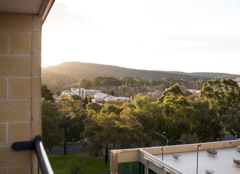 Mantra On Northbourne - ACT Tourism 11
