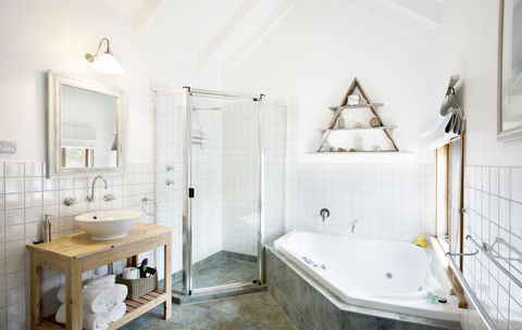 Beach Huts Middleton - ACT Tourism 37