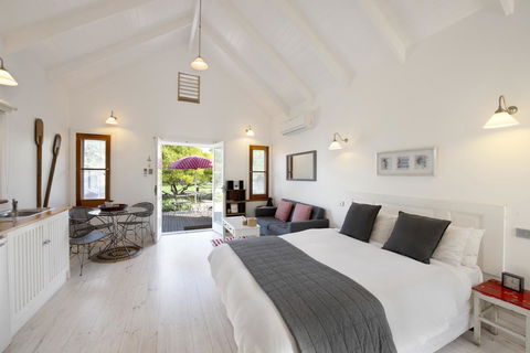 Beach Huts Middleton - ACT Tourism 31