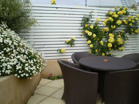 Beach Huts Middleton - ACT Tourism 40