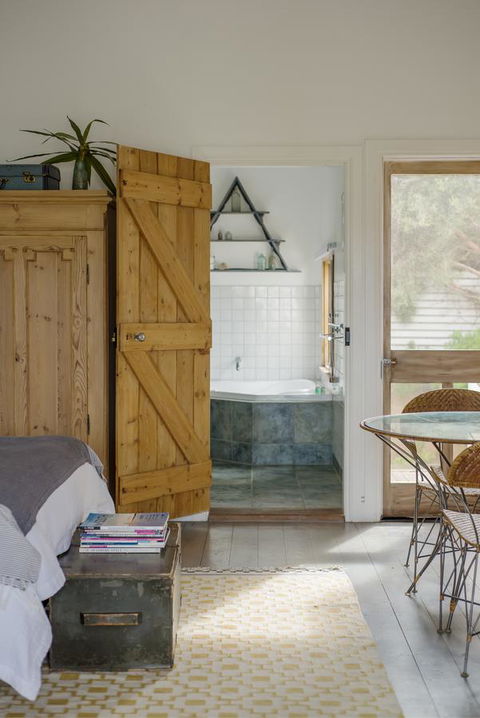 Beach Huts Middleton - ACT Tourism 10