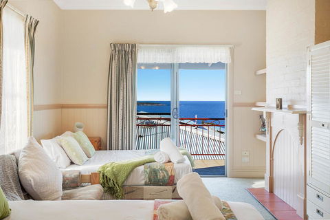 Heritage House Motel & Units - ACT Tourism 21