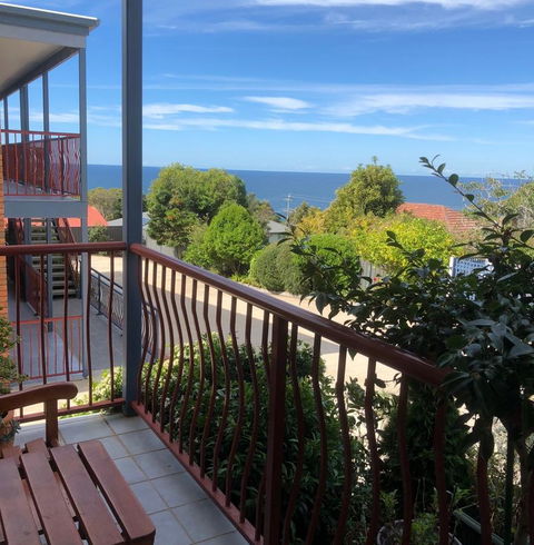 Heritage House Motel & Units - ACT Tourism 11