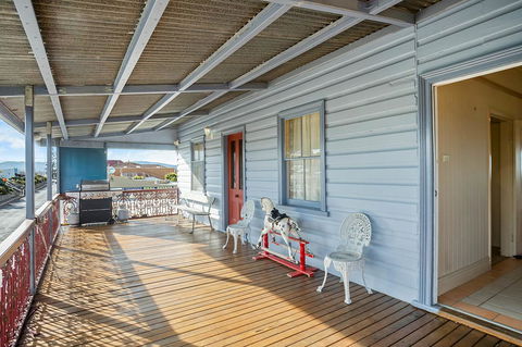 Heritage House Motel & Units - ACT Tourism 14