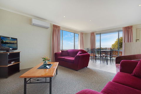Heritage House Motel & Units - ACT Tourism 17
