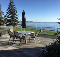 crystal blue apartment - ACT Tourism