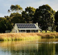 The Lake House Retreat - ACT Tourism