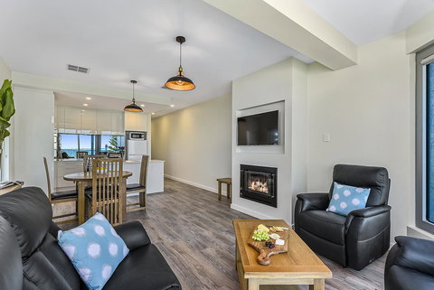 Bonnies Of Beachport - ACT Tourism 2