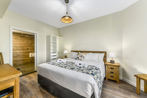 Bonnies Of Beachport - ACT Tourism 31