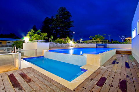 Lakeside Waterfront Apartment The Entrance - ACT Tourism 14