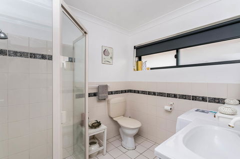 Blissful Beachfront Beachouse - ACT Tourism 14