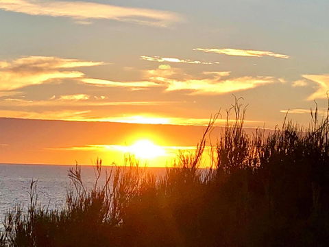 Blissful Beachfront Beachouse - ACT Tourism 21