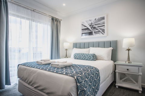 Marina Hotel - ACT Tourism 6