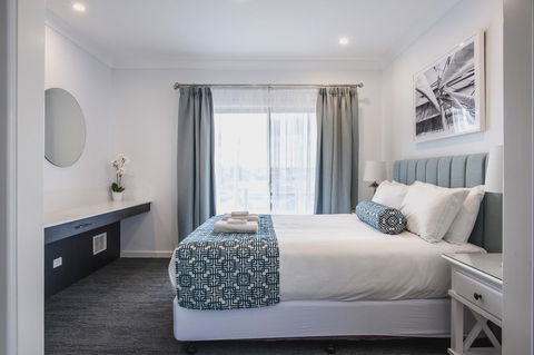 Marina Hotel - ACT Tourism 7