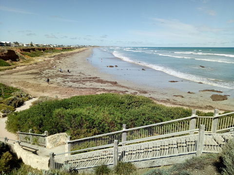 Driftwood On Dover - ACT Tourism 0