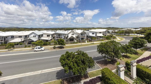 Oaks Casuarina Santai Resort - ACT Tourism 5