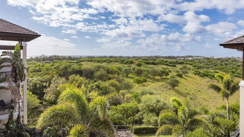 Oaks Casuarina Santai Resort - ACT Tourism 4