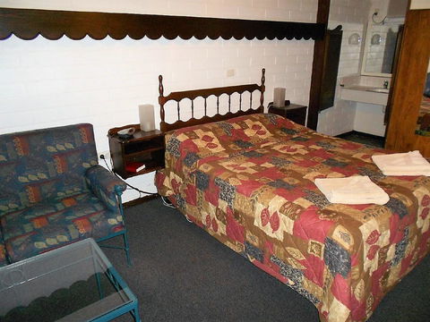 Bordertown Motel - ACT Tourism 9