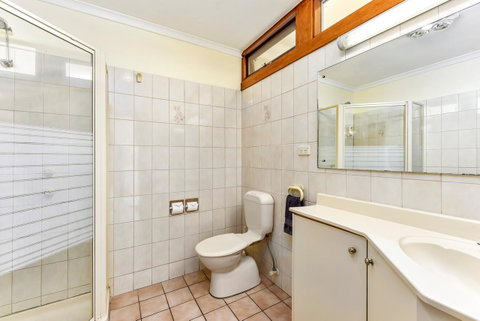 William Macintosh Motor Lodge - ACT Tourism 12