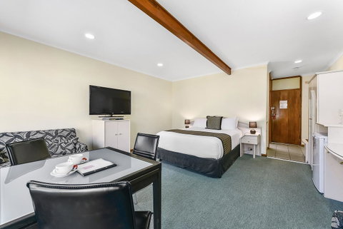 William Macintosh Motor Lodge - ACT Tourism 30
