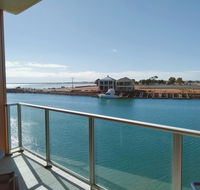 Wallaroo Marina Executive Apartments - ACT Tourism