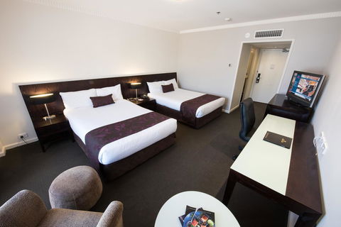 Hotel Grand Chancellor Adelaide - ACT Tourism 1