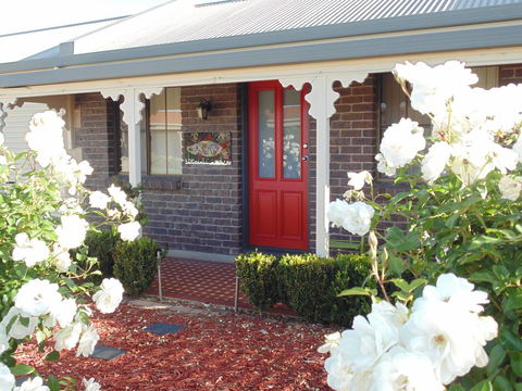 Baronet B & B - ACT Tourism 0