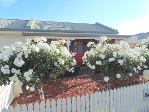 Baronet B & B - ACT Tourism 1