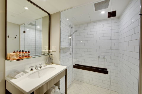 Mayfair Hotel - ACT Tourism 7