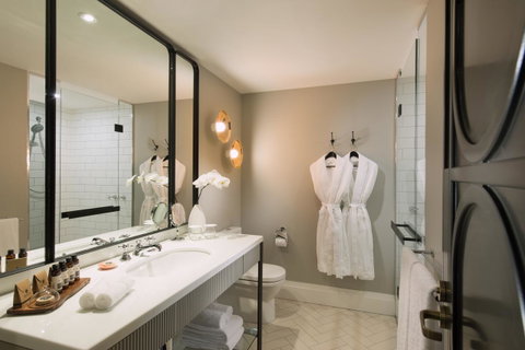 Mayfair Hotel - ACT Tourism 12