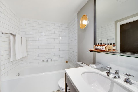 Mayfair Hotel - ACT Tourism 1