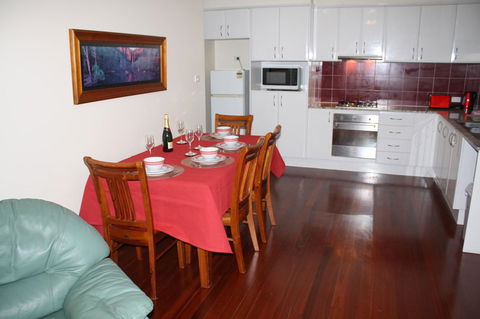 Serenity On Narrabeen Beach - 1Bdr Beachside Retreat - ACT Tourism 8