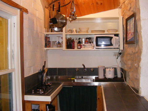 Trevalia Accommodation - ACT Tourism 16
