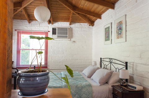 Trevalia Accommodation - ACT Tourism 31